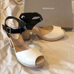 NWB Patent leather Italian open toe clog heels